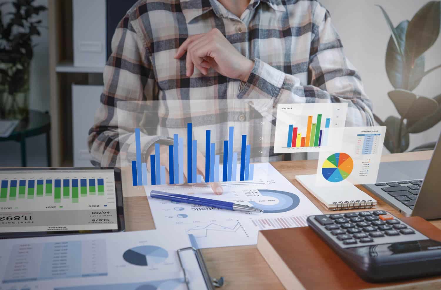 Sosyal Medya Stratejisi Oluşturmak 1 business analyzing